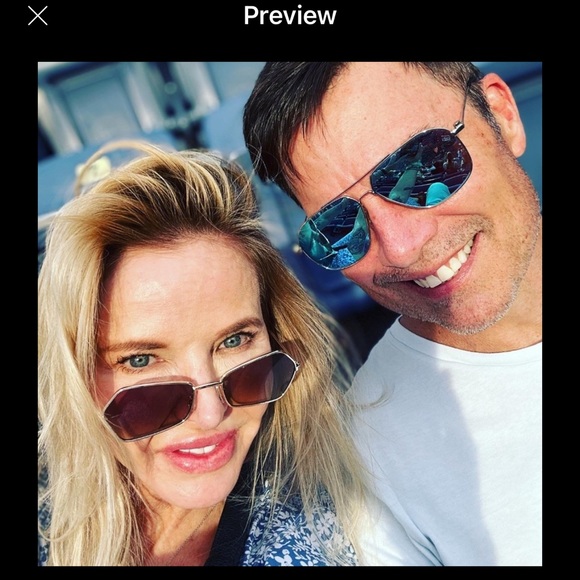 Meet your Posher, Laura - Picture 3 of 8